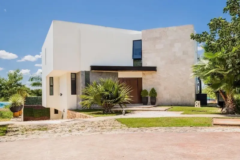 Casa Yucatán Country Club - Privada Kanha (Smart Home)