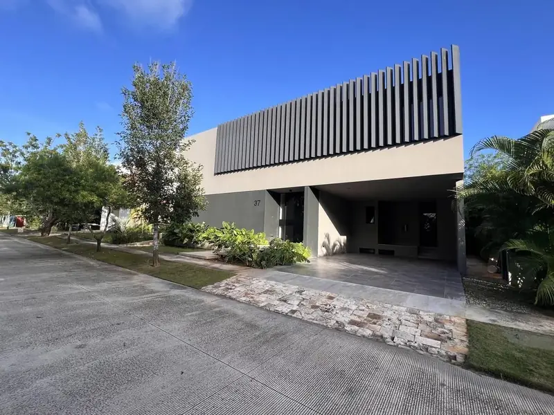 Casa Yucatán Country Club - Privada Kutz